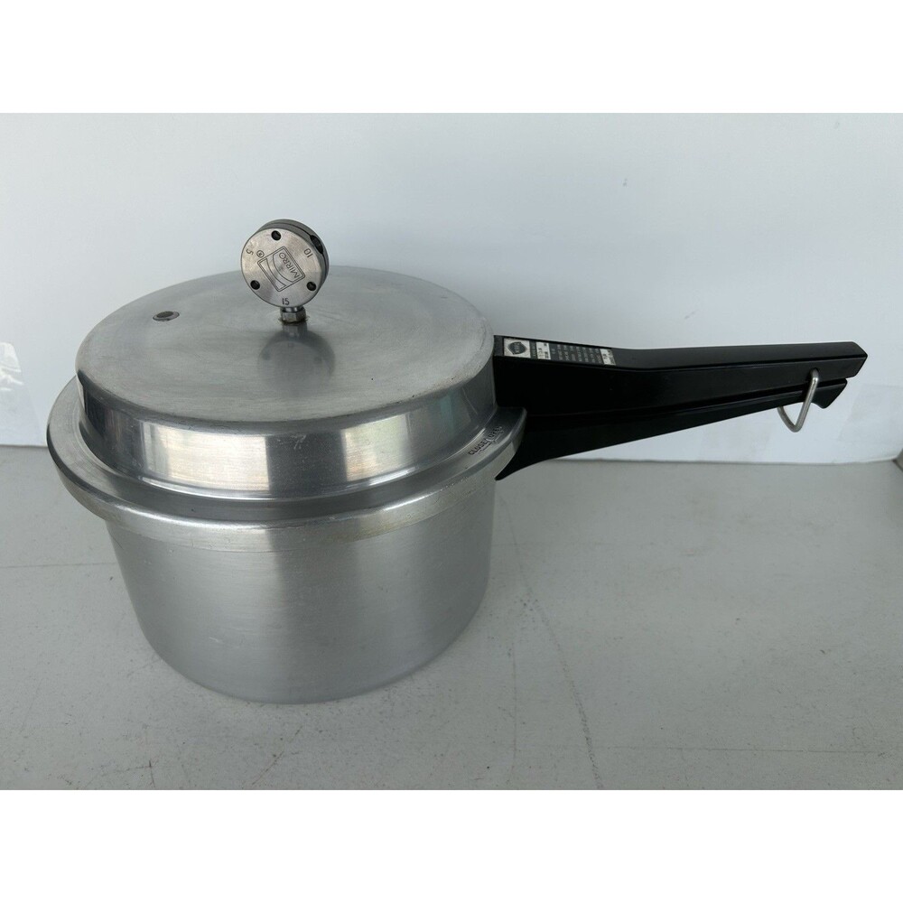 Vintage Mirro-Matic 4 Qt Pressure Cooker M-0294 w Rack Jiggler Aluminum USA